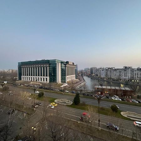 Unirii Lake Tribunal Bukurešť Exteriér fotografie