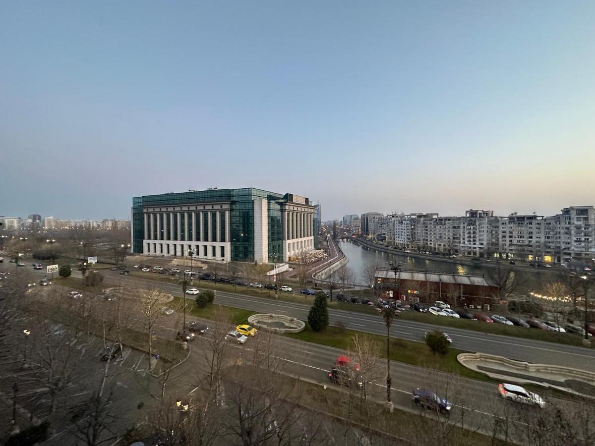 Unirii Lake Tribunal Bukurešť Exteriér fotografie