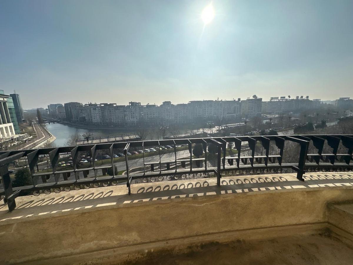 Unirii Lake Tribunal Bukurešť Exteriér fotografie