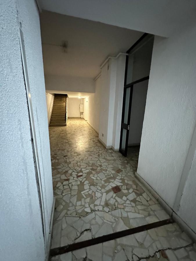 Unirii Lake Tribunal Bukurešť Exteriér fotografie