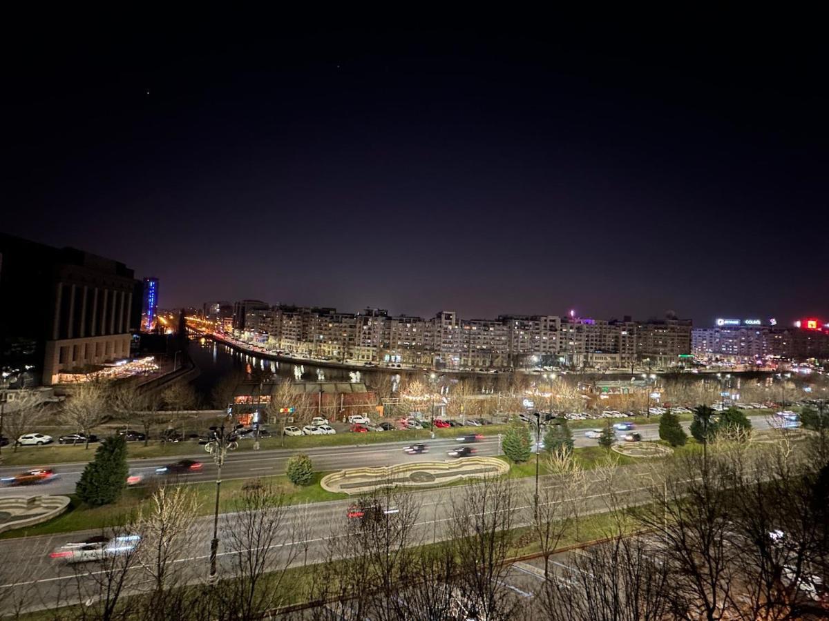 Unirii Lake Tribunal Bukurešť Exteriér fotografie