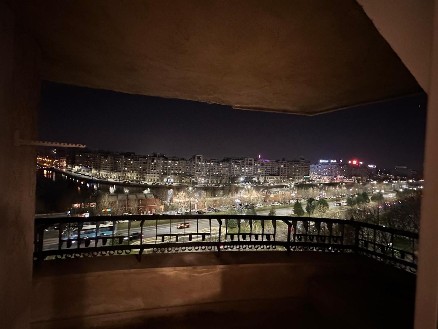 Unirii Lake Tribunal Bukurešť Exteriér fotografie
